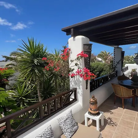 Casa vacanze Casa Casablanca Carlos Park, Tranquil Yet Area 15 Minutes Walk To Town Centre Playa Blanca (Lanzarote)